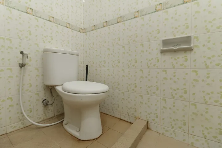 Суракарта: RedDoorz @ Manahan