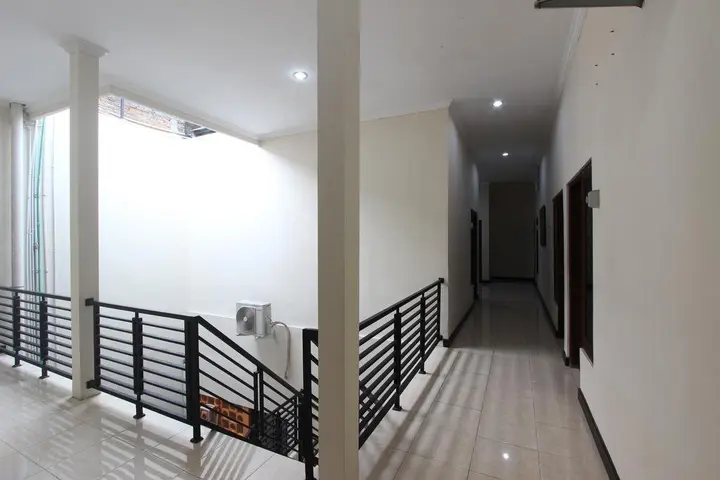 Депок: RedDoorz near UPN Jogjakarta