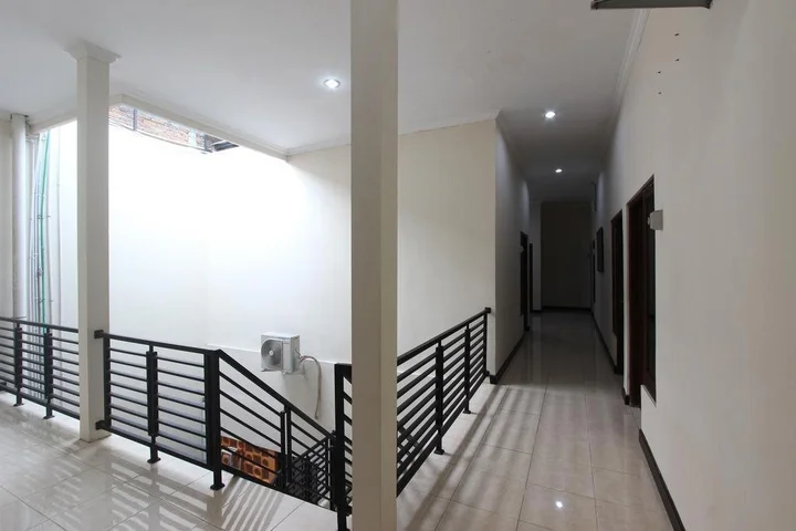 Депок: RedDoorz near UPN Jogjakarta