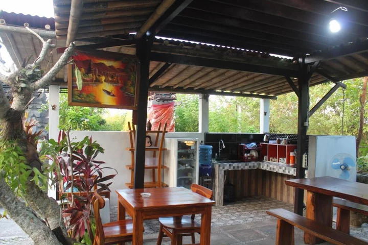 Беноа: Summer Homestay