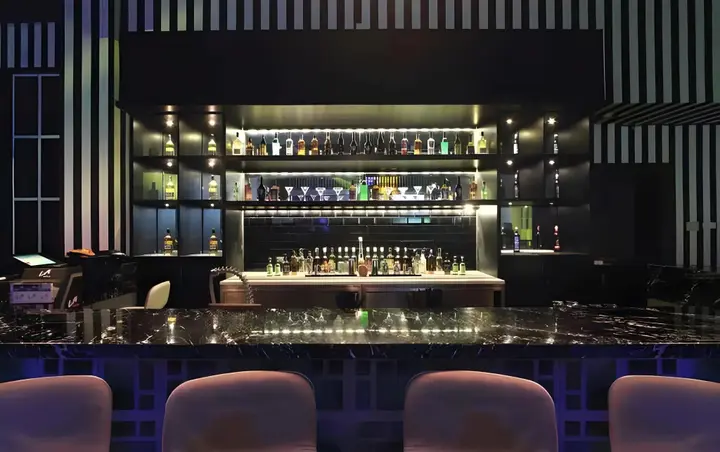 Ватампоне: Helios Hotel Bone