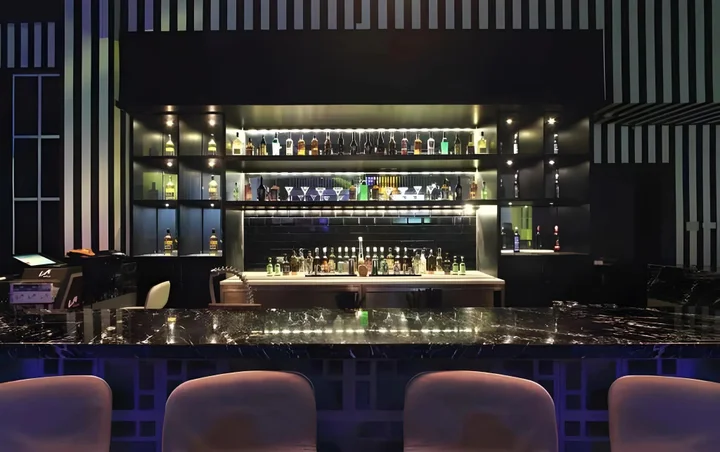Ватампоне: Helios Hotel Bone