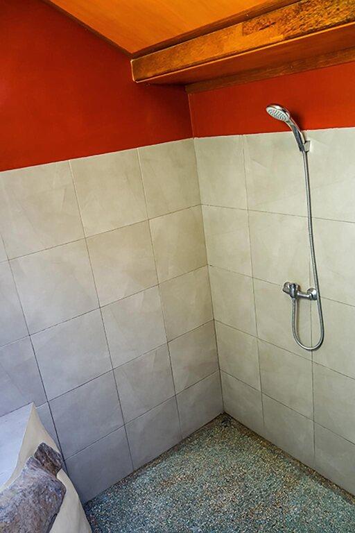 Бунутан: Amed Corner Guesthouse