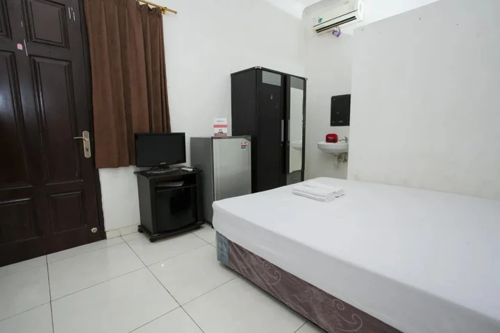 Сурабая: Reddoorz near Kejaksaan Negeri Surabaya