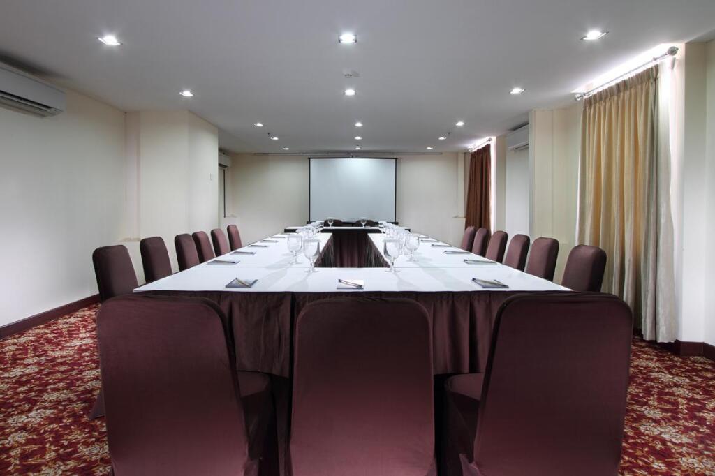 Сурабая: Namira Syariah Hotel Surabaya