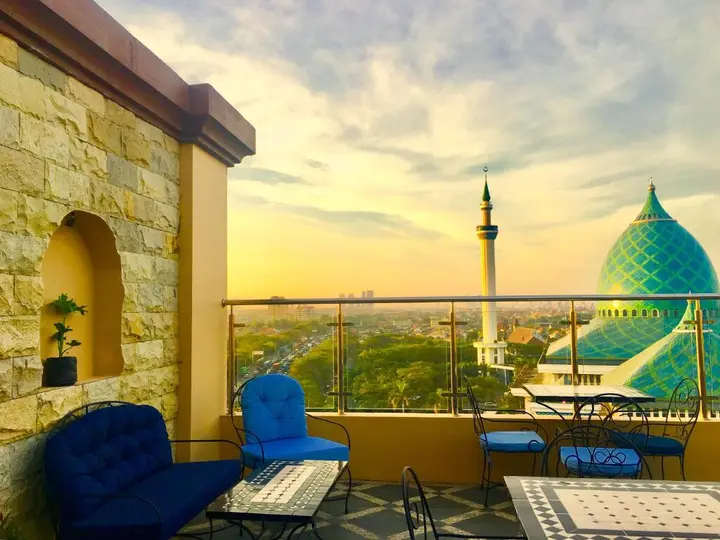 Сурабая: Namira Syariah Hotel Surabaya