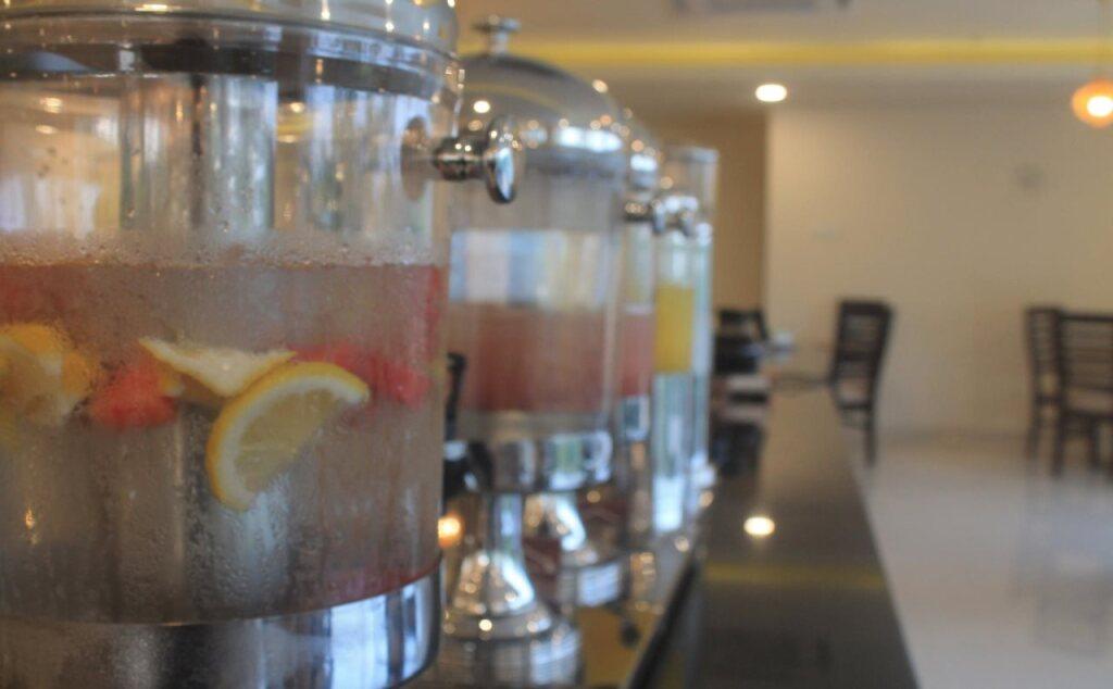 Сурабая: Namira Syariah Hotel Surabaya