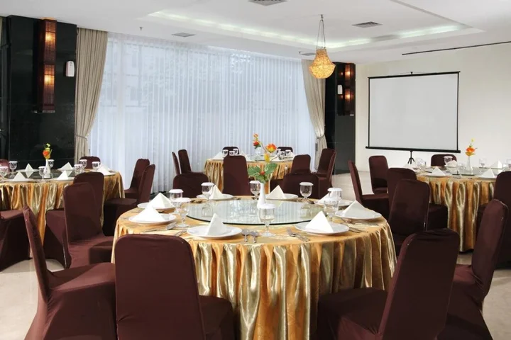 Сурабая: Namira Syariah Hotel Surabaya