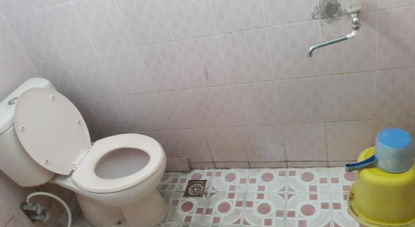 Матарам: Airlangga Hotel