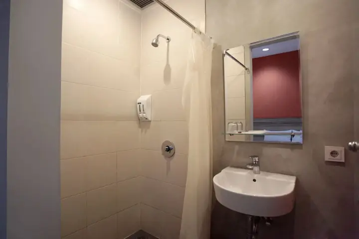 Джакарта: LeGreen Suite Supomo