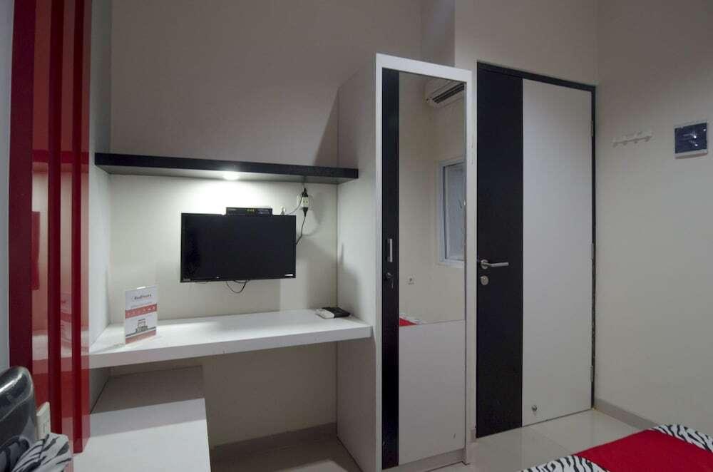 Семаранг: RedDoorz near Lawang Sewu