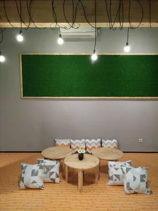 Маланг: Woodlot Hostel