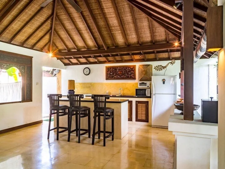 Кута: Colonial White House - Seminyak