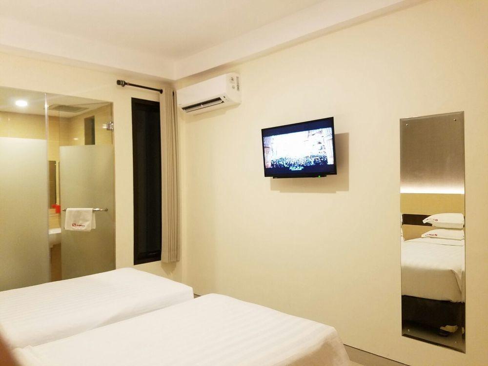 Сурабая: Sumi Hotel Surabaya