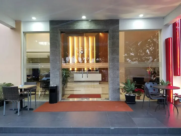 Сурабая: Sumi Hotel Surabaya