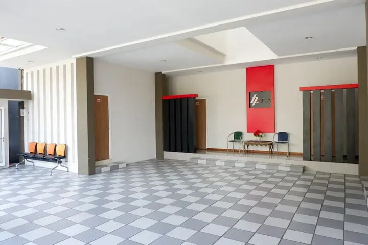Семаранг: RedDoorz Plus near Mall Ciputra Semarang