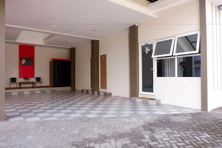 Семаранг: RedDoorz Plus near Mall Ciputra Semarang