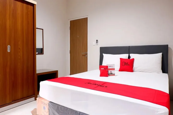 Семаранг: RedDoorz Plus near Mall Ciputra Semarang