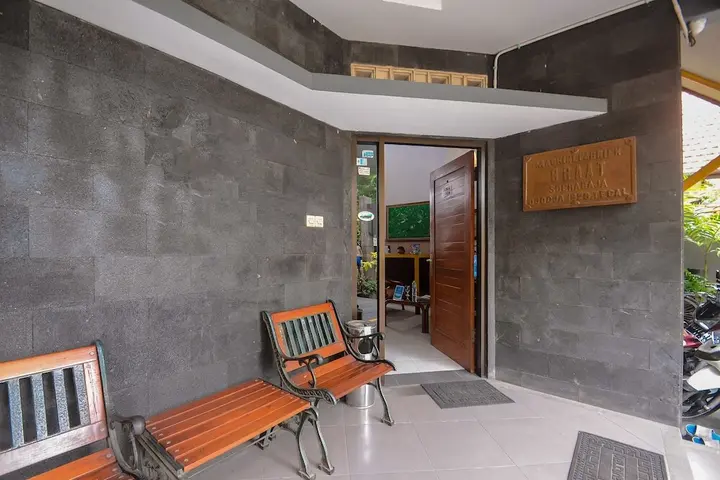 Сурабая: Airy Syariah Gayung Kebonsari Delapan 20 Surabaya