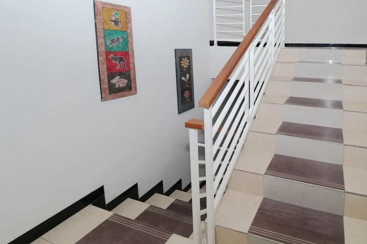 Депок: Airy Eco Gejayan Jembatan Merah Lima 61 Yogyakarta