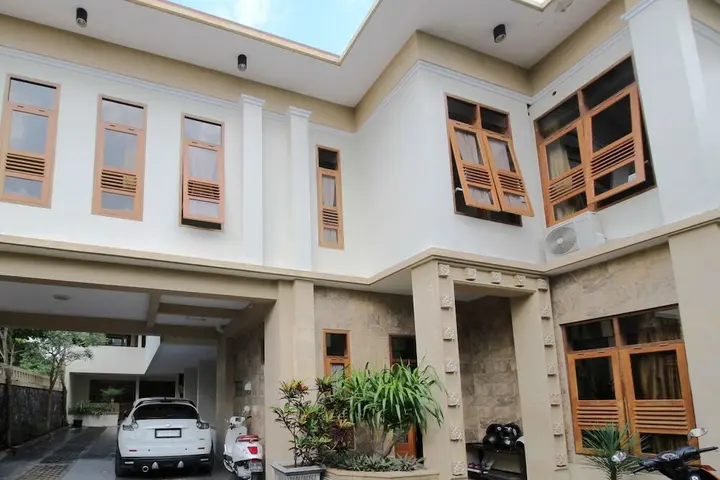 Депок: Airy Eco Gejayan Jembatan Merah Lima 61 Yogyakarta