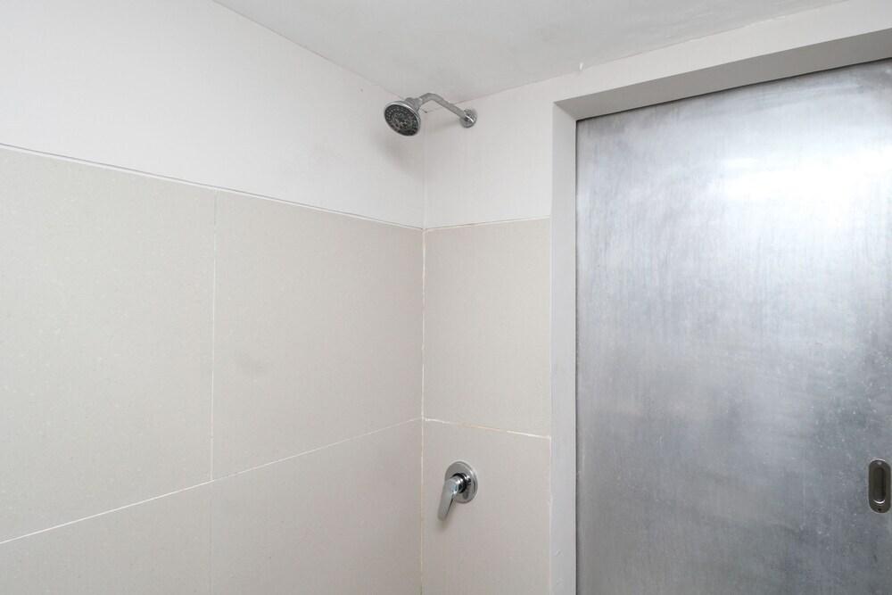 Семаранг: Airy Banyumanik Soedarto 11 Semarang