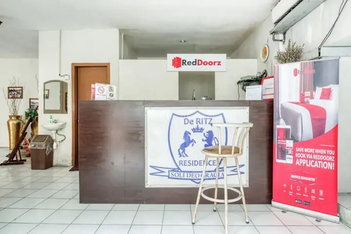 Сурабая: RedDoorz near Pantai Ria Kenjeran