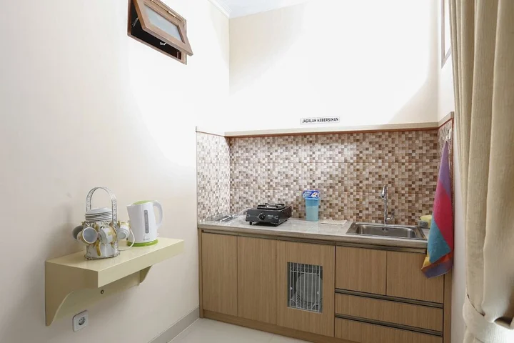Депок: RedDoorz @ Condong Catur 3