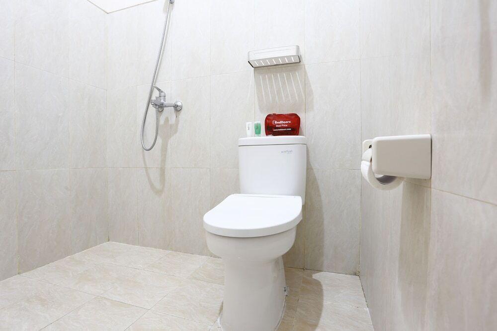 Депок: RedDoorz @ Condong Catur 3