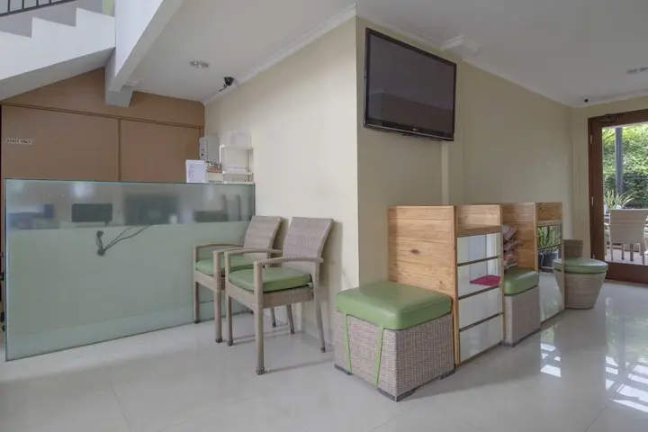 Джакарта: RedDoorz near Setiabudi One