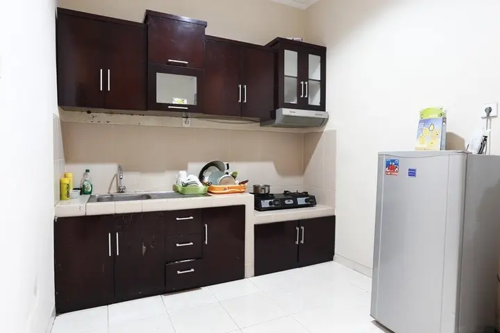 Депок: Twin House