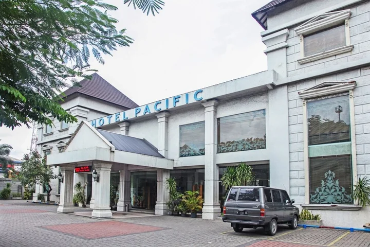 Сурабая: RedDoorz near Tanjung Perak