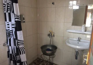 Депок: Aty Noor Homestay