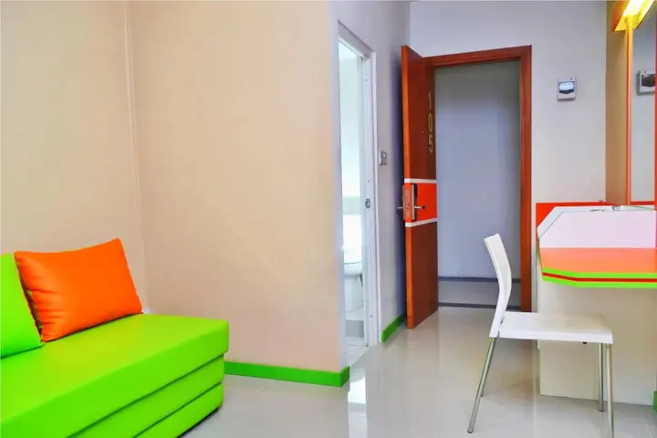 Джакарта: Titanium Express Homtel