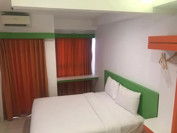Джакарта: Titanium Express Homtel