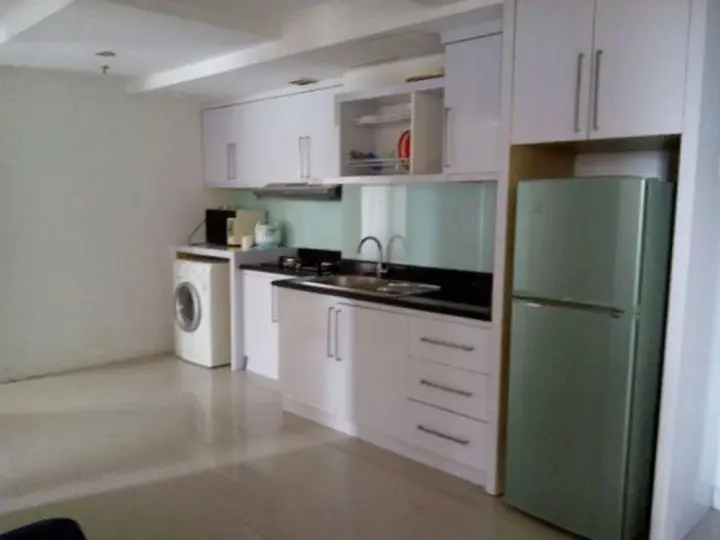 Сурабая: Waterplace Residence