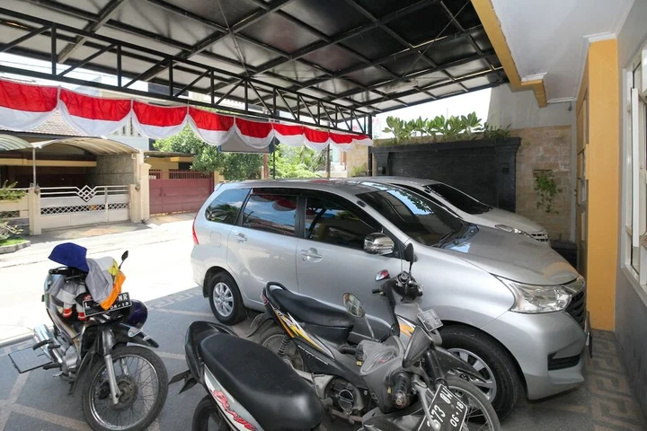Сурабая: Airy Eco Syariah Dukuh Kupang Timur Dua Puluh 52 Surabaya