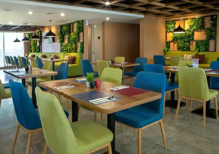 Сурабая: Hotel Dafam Pacific Caesar Surabaya