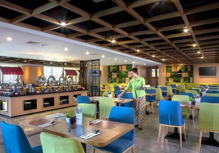 Сурабая: Hotel Dafam Pacific Caesar Surabaya
