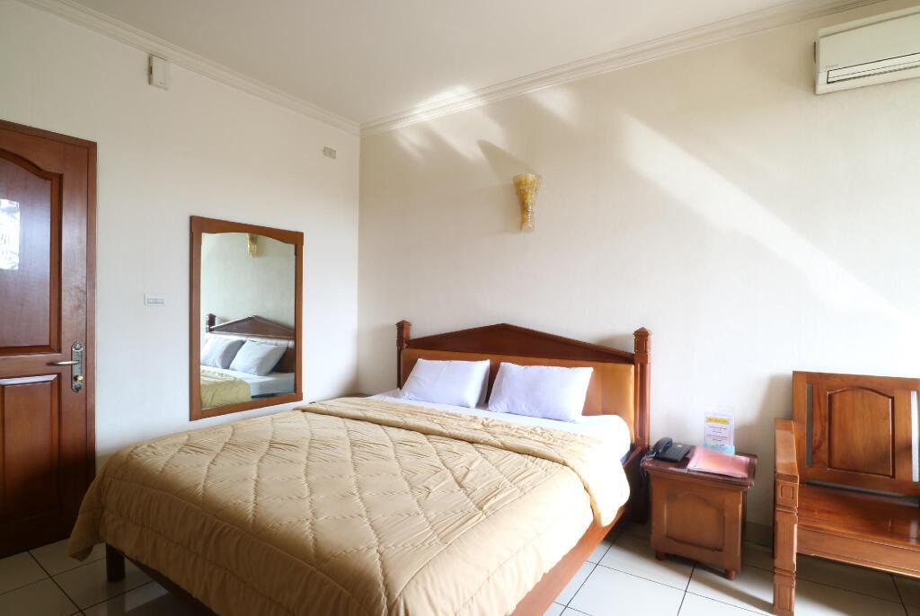 Джакарта: Hotel 678 Cawang