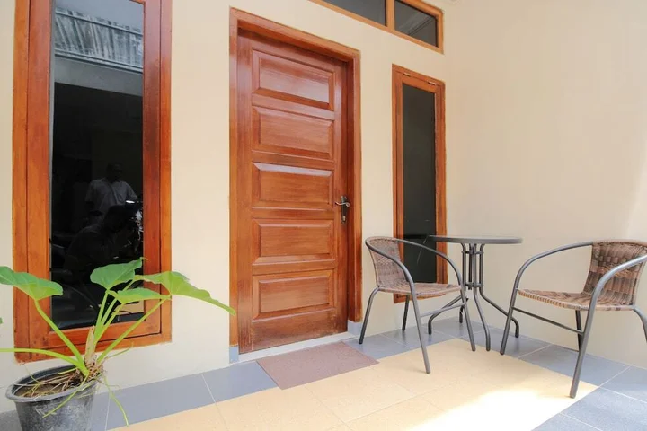 Депок: Airy Eco Syariah Sleman Kaliurang KM 6.5 Gang Bali Yogyakarta