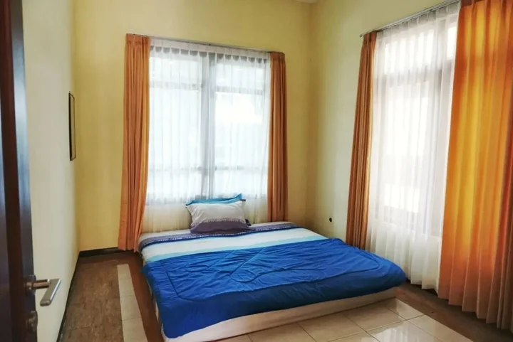 Сурабая: Green Surabaya Homey