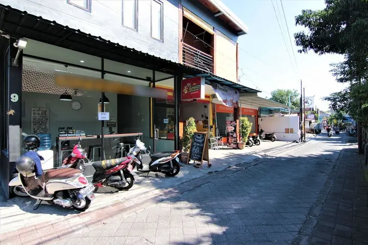 Кута: ZEN Hostel Jalan Patimura Legian