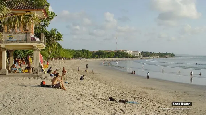 Кута: ZEN Hostel Jalan Patimura Legian