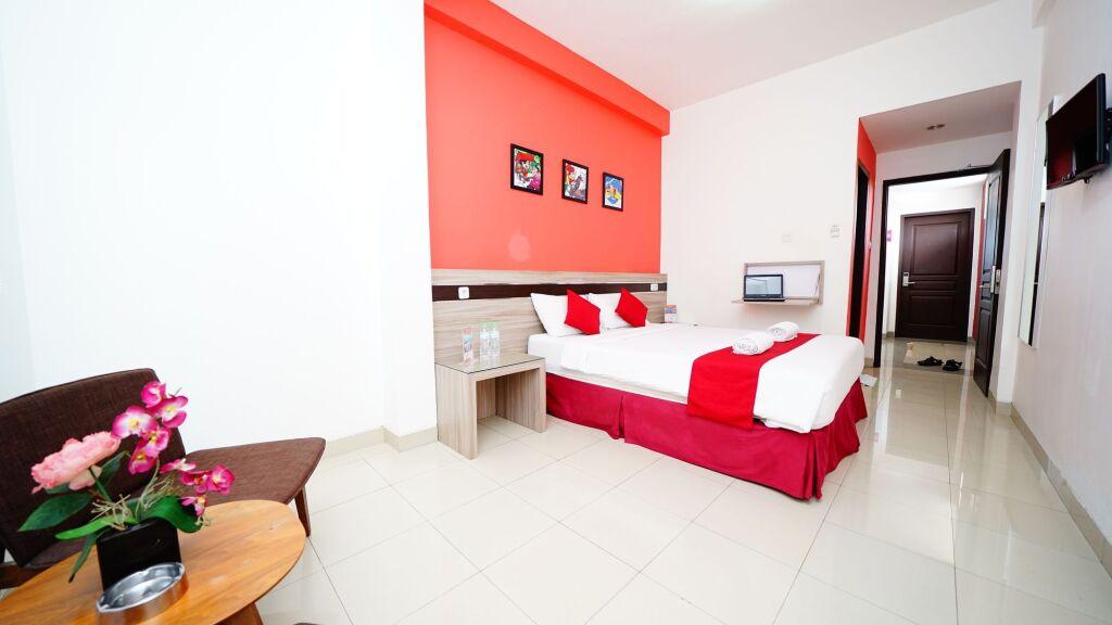 Матарам: Amaia Hotel