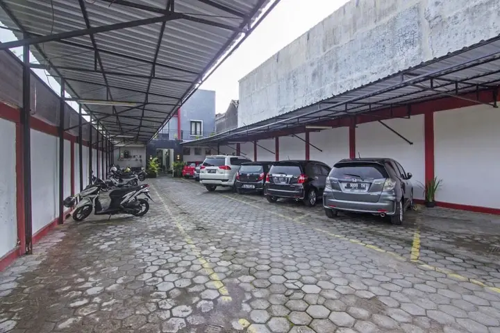 Депок: RedDoorz near Universitas Negeri Yogyakarta 2