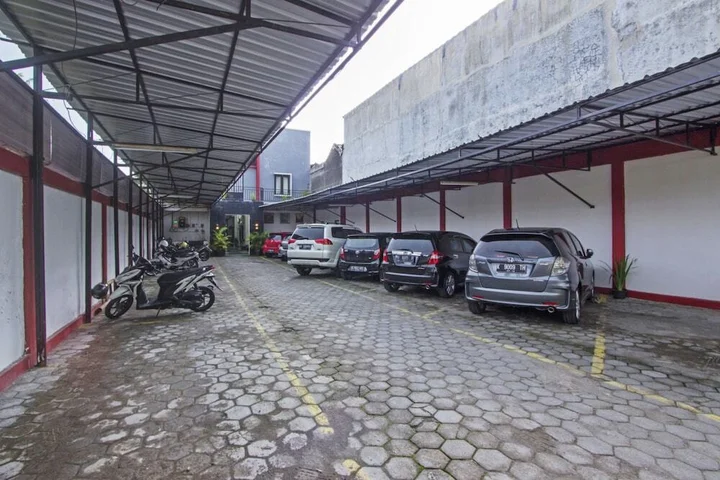 Депок: RedDoorz near Universitas Negeri Yogyakarta 2
