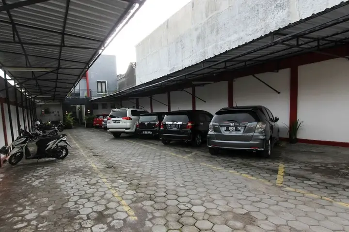Депок: RedDoorz near Universitas Negeri Yogyakarta 2