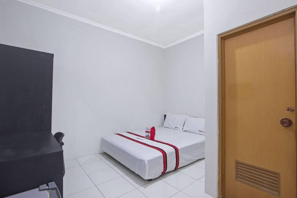 Депок: RedDoorz near Universitas Negeri Yogyakarta 2