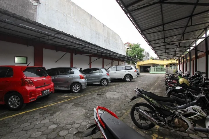Депок: RedDoorz near Universitas Negeri Yogyakarta 2